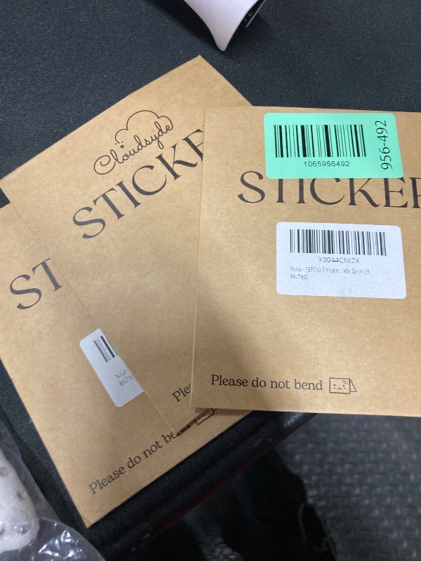 Photo 1 of (3PCs) Emotional Support Water Bottle Sticker, Hydration Quote Health Awareness Drink Water Waterproof Vinyl Decals for Laptop Tumbler Water Bottle Hydroflask Gifts for Kids Girls Boys (3 Inches)