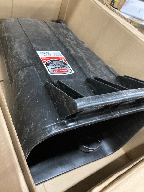 Photo 1 of ** DIRTY**
Rubbermaid Roughneck Heavy-Duty Wheeled Trash Can with Lid 34-Gallon Black for Home/Outdoor Garbage Disposal