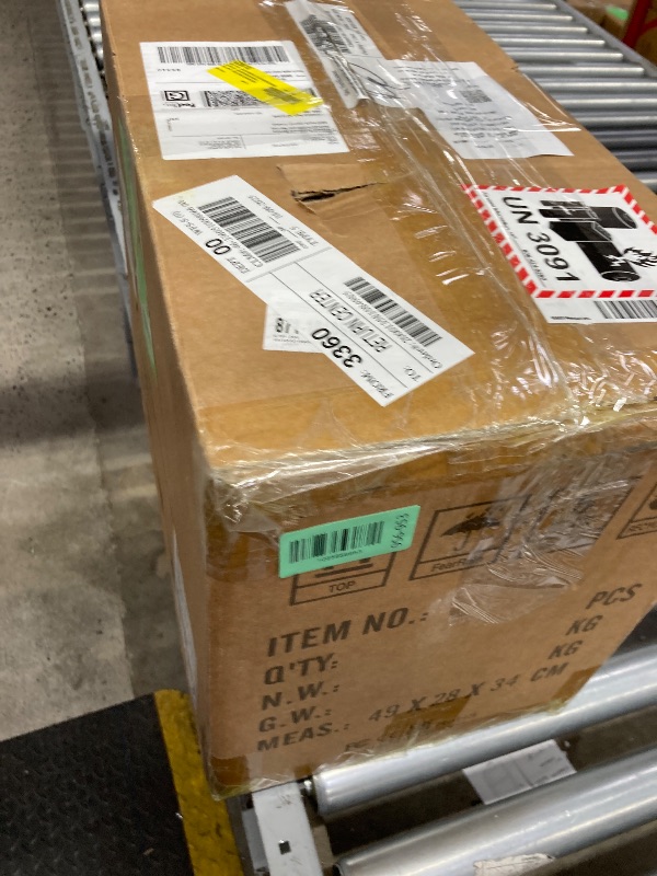 Photo 1 of ***PARTS ONLY -SELLING AS IS -ONE ONLY*** 1 PCS 700W Cold Spark Machine DMX512 Firework Machine 3-16ft Adjustable for Wedding Stage Party DJ Disco, Black ***(SOME SCUFFS/SCRATCHES)***