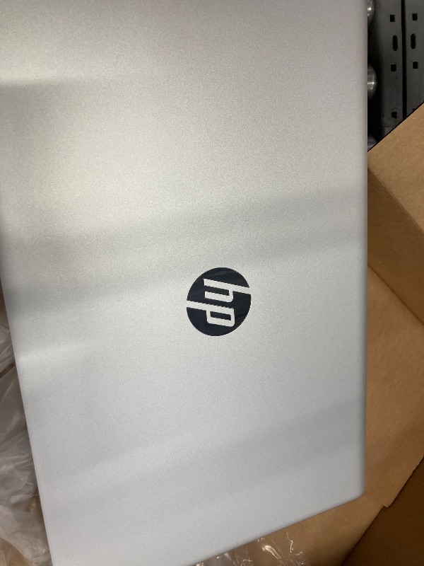 Photo 1 of **********IT'S MISSING THE CHARGER******** HP Laptop 17-cp0007ds 17.3" HD+, AMD Ryzen 3 5300U 8GB RAM 512GB SSD