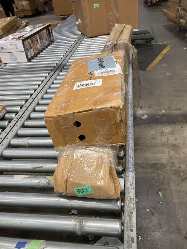 Photo 1 of **It's used, it's missing parts and it's not known if it works 100%.*****AUTOSAVER88 Running Boards Compatible with 2019-2026 Dodge Ram 1500 Quad Cab/Extended Cab New Body Style (NOT Fit 1500 Classic), 6 inches Side Step Chrome Nerf Bars