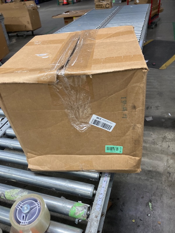 Photo 1 of **This is used, it's missing pieces and it's uncovered.****Hammermill Printer Paper, Fore Multipurpose 20 lb Copy Paper, 8.5 x 11-10 Ream (5,000 Sheets) - 96 Bright, Made in the USA, 103267C