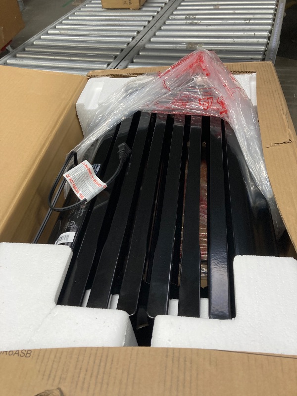 Photo 1 of ***used***PELONIS Oil Filled Radiator Heater for Indoor Use Large Room with Remote, Electric Space Heater with Thermostat, Energy Efficient with ECO Mode, 24H Timer, Quiet, Overheat & Tip-Over Protection, 1500W