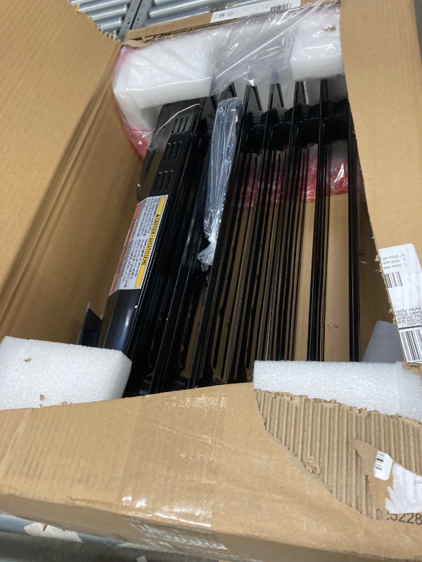 Photo 1 of **It's used and it's unknown if any parts are missing or if it works 100%.*****Amazon Basics Portable Oil Radiator Heater for Indoor Use, 3 Heat Settings, Over-Heat Protection, ETL-certified Safety, 7 Oil-Filled Steel Fins, 1500W, 11"D x 14.8"W x 25.2"H, 