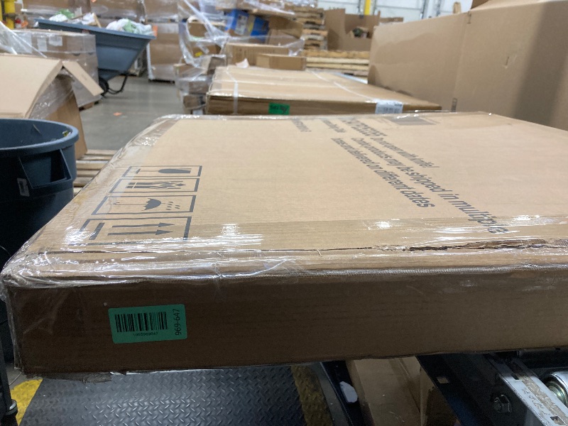 Photo 1 of **TABLETOP ONLY** = NO LEGS



Zevemomo 63"-78.7" Expandable Dining Table, 6-10 Farmhouse Kitchen Table, Extendable Dining Table, Rectangular Kitchen Table with Metal Track, Tapered U-Shaped Legs for Dining Room, Office-Brown