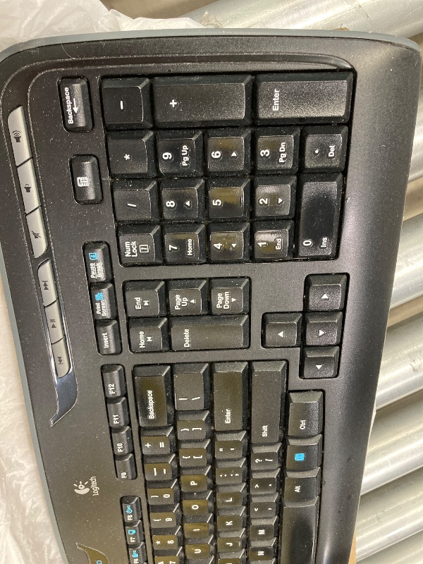 Photo 1 of ***NO USB OR MOUSE INCLUDED***Logitech MK320 Wireless Desktop Keyboard Black***NO USB OR MOUSE INCLUDED***