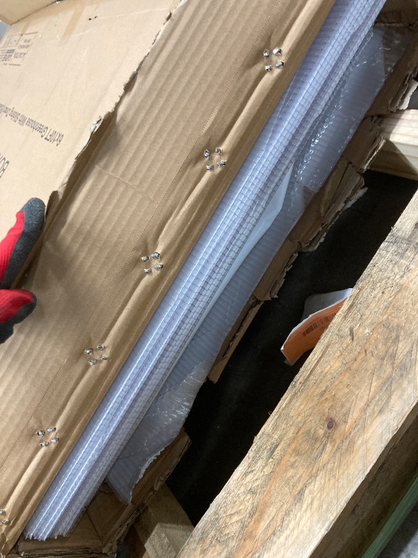 Photo 1 of ***MISSING A BOX*THIS IS ONLY HALF THE ITEM***AS STATED IN NOTES, THIS IS ONE BOX OUT OF 2 ONLY***MISSING A BOX*THIS IS ONLY HALF THE ITEM***




6x10 FT Greenhouse for Outdoors,Polycarbonate Greenhouse with Sliding Door & Adjustable Roof Vent,Aluminum La