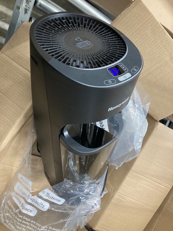 Photo 1 of 1.7 gal 500 sq ft Top Fill Cool Moisture Humidifier, Black