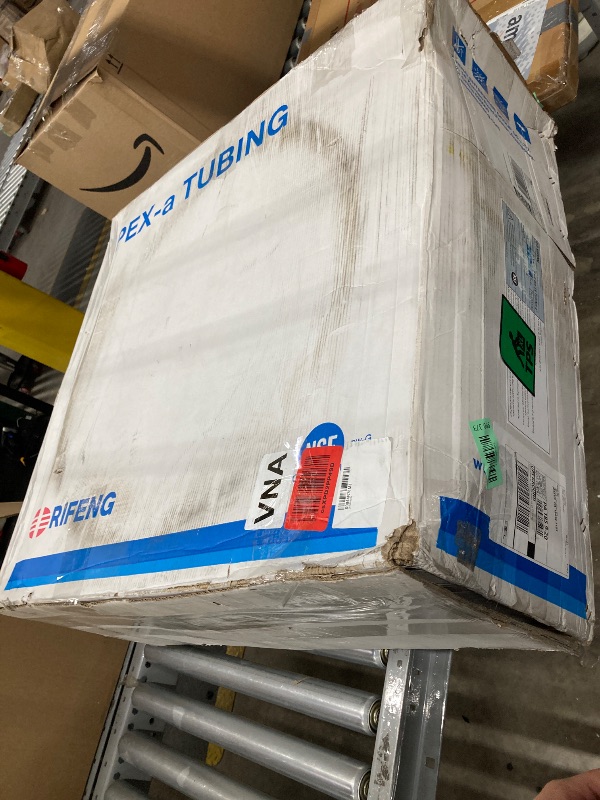 Photo 1 of 1 Inch x 300 Feet Blue PEX-A, PEX Pipe Flexible Water Tubing for Plumbing (1 Inch x 300 Feet)