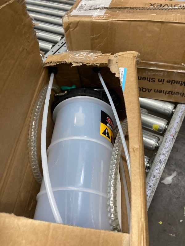 View 2 of ****It's used and it's unknown if it's missing parts and it's not known if it works 100%*****1.4 Gallon/5.3 L Manual Pneumatic Fluid Extractor, Automotive Oil Extractor Pump Oil Vacuum Changer with 5 Pcs Brake Bleeding Hose for Car, SUVs, Truck, Yachts
