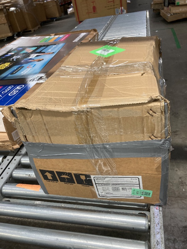 Photo 1 of *MISSING HANDLES*
*****t's used and missing a part, and it's unknown if it works 100%***
Chafing Dish Buffet Set 4 Pack Full Size, Jacgood 8QT Stainless Steel Chafing Dishes for Buffet, Chafers and Buffet Warmers Sets for Parties, Events, Wedding, Campin