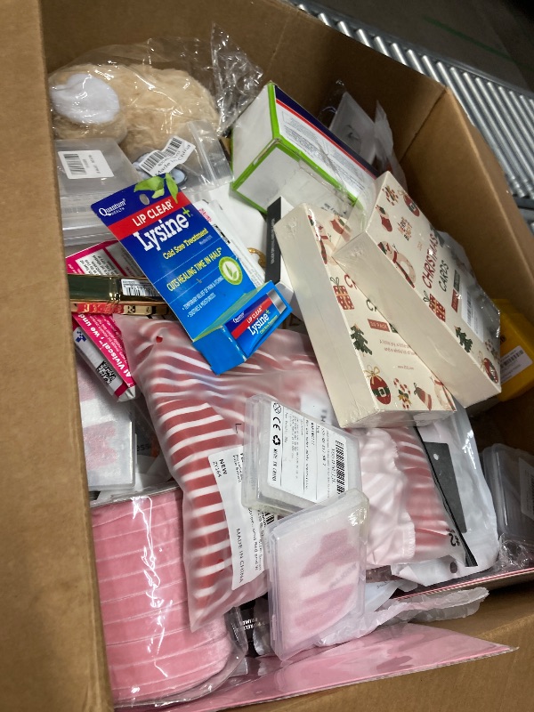 Photo 1 of box variety accessoriety