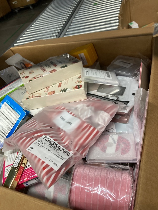 Photo 1 of box variety accessoriety