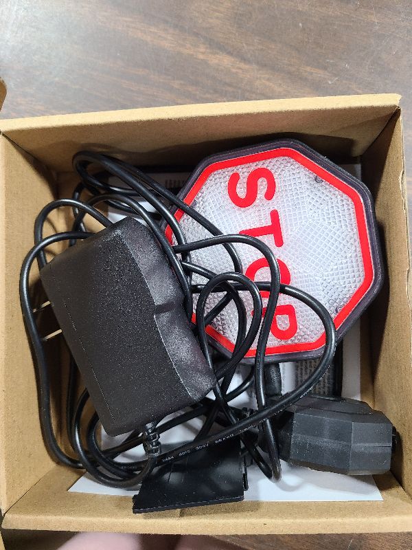 Photo 1 of 1 Pack Adjustable Garage Parking Sensor Aid with with Red/Yellow/Green LED Display, Garage Parking Aid Set Stop Distance 6"–6 ft, Battery (Not Included) or USB Powered, No-Drill Installation (Black)