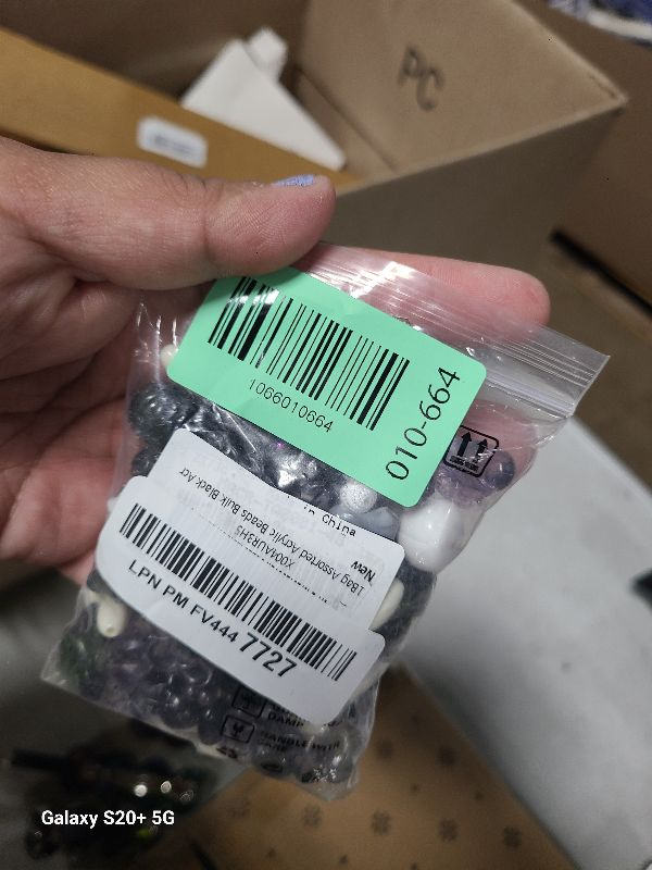 Photo 1 of 1Bag Assorted Black Acrylic Beads for Bracelet Making Cute Butterfly Bowk Gummy Bear Aesthetic Bracelet Beads Charms for Valentines Necklace Earrings Jewelry Making