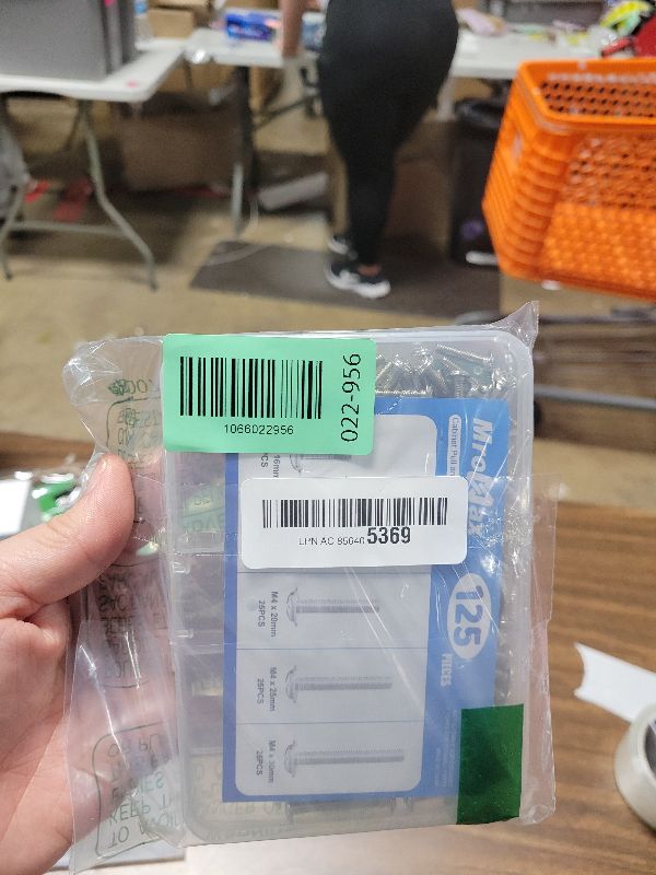 Photo 1 of 125Pcs Cabinet Pulls Knobs Screws, M4 Machine Screws Assortment Kit, M4x16/18/20/25/30mm, Metal Phillips Machine Screws with Pan Washer Head for Drawer, Cupboard, Closet Handle Installation