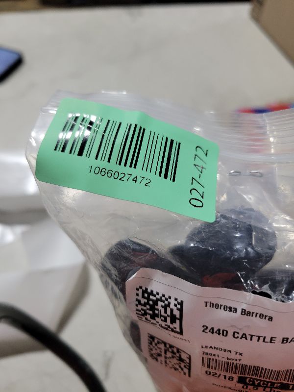 Photo 1 of 10 Pack 1/2 Inch Drip Irrigation Coupling Connectors (1/2" ID x 0.65" OD) - 1/2'' Drip Line Anti-Drop Barbed Locked Straight Connectors for 1/2 Inch Drip Tubing Garden Irrigation System