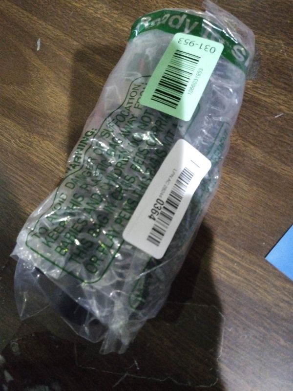 Photo 1 of 20 Pieces Garden Flag Clips,Anti-Wind Flag Garden Banner Stopper Banner Fixing Clips Flag Pole Clamp Plastic Garden Flag Clip for Yard Lawn and Garden Flag Holder Stand