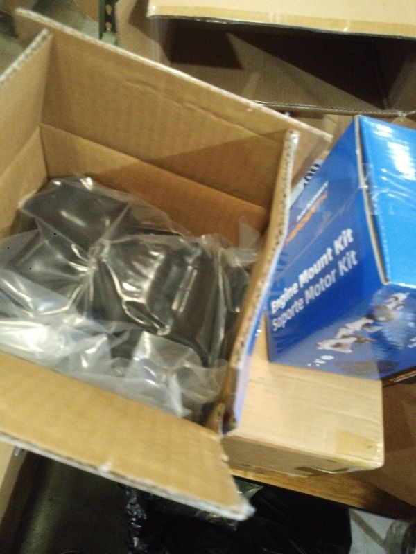 Photo 1 of 15854941 Engine Motor Mount Compatible with Fits 2007-2014 Tahoe Silverado Suburban Avalanche Sierra Yukon Escalade A5365HY 15854939, Right and Left 2PCS