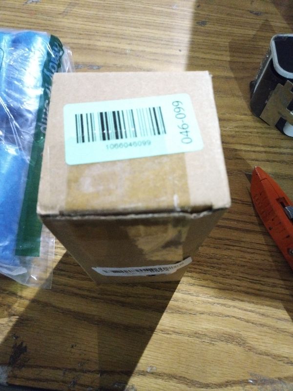 Photo 1 of 140pcs Gold Balloon Arch Kit, Gold Balloons of Different Sizes Pack of 18 12 10 5 Inch Party Balloon Kit for Birthday Party or Balloon Arch as Graduation Wedding Baby Shower Party Decorations