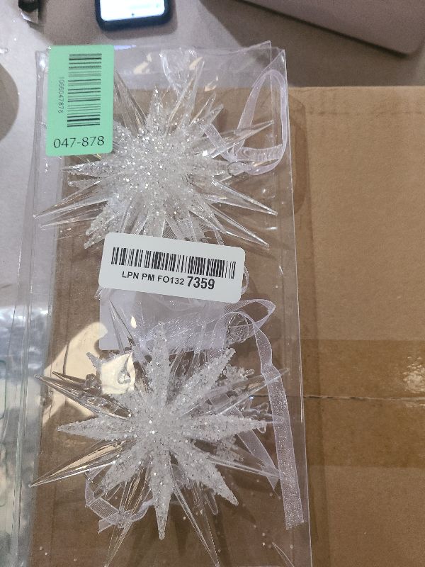 Photo 1 of 18pcs Christmas Tree Decoration Crystal Ornaments - Hanging Acrylic Christmas Snowflake Icicle Drop Crystal Ornaments for Xmas Tree Winter New Year Party Supplies