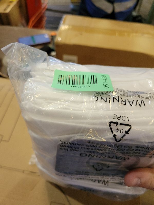 Photo 1 of 24 Pack Vacuum Bags Replacement for iRobot Roomba Vacuum Bags i7, i7+, i3, i3+, i1+, i4, i4+, i6, i6+,j6,j7,j7+,i8,i8+,s9,s9+,104 105 405 504 505 507 Clean Base Automatic Dirt Disposal Bags
