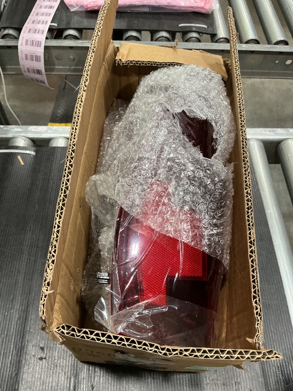 Photo 1 of Boine Tail Light Compatible With Chevrolet Chevy Colorado GMC Canyon 2004-2012 Isuzu Driver and Passenger Side Rear Light Housing Brake Lamps Replaces GM2801164