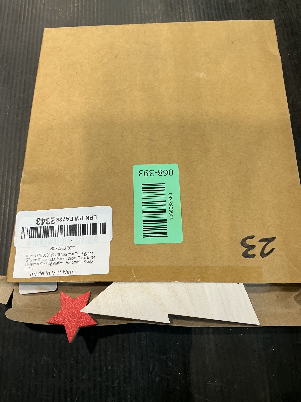 Photo 1 of (Set 3) Plaid Christmas Table Decor For Mantel, Cabinet, Kitchen, Fireplace, Shelf, Desk, Tabletop, Morden Wooden Christmas Tree Decor Gifts Signs, Aesthetic Neutral Rustic Farmhouse Tray Decorations