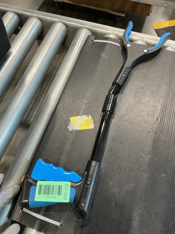 Photo 1 of ***MAJOR DAMAGE*** Grabber Tool 19" Aluminum Magnetic Claw, Rotating Lightweight Foldable Reacher Grabber Pickup Tool, Gripper Grabbers for Elderly Grab it Reaching Tool Trash Picker Grabber, Blue, by Luxet