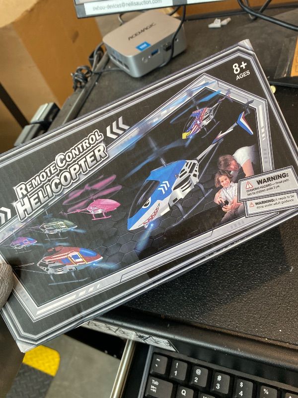 Photo 1 of **MISSING PARTS**
YongnKids Remote Control Helicopter for Kids,Rc Helicopter Toys with LED Lights, 3.5 Channel, 2.4GHz Plane Toys for Beginner Boys Girls Indoor-Shark