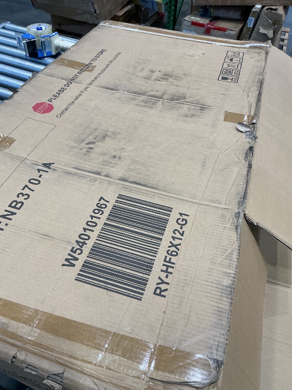 Photo 1 of ***PARTIAL SET*** Just the panel box, missing the framing box** JUST THE PANEL BOX, MISSING THE FRAMING BOX **  

 CuisinSmart 6x12 FT Polycarbonate Greenhouse, Heavy Duty Green Houses Outdoor Aluminum Greenhouses with Sliding Door Adjustable Roof Raised 