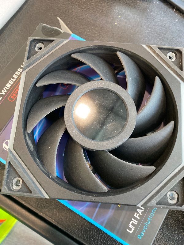 Photo 1 of **MISSING PARTS**
Lian Li UNI Fan TL LCD Wireless 120-Single Pack (Reverse Blade)-2.4 GHz Wireless Signal ARGB Fan-Infinity Mirror-Daisy-Chain-Syncing Lighting-Controller NOT Included & Required - Black (12RTLLCD1W1B)
