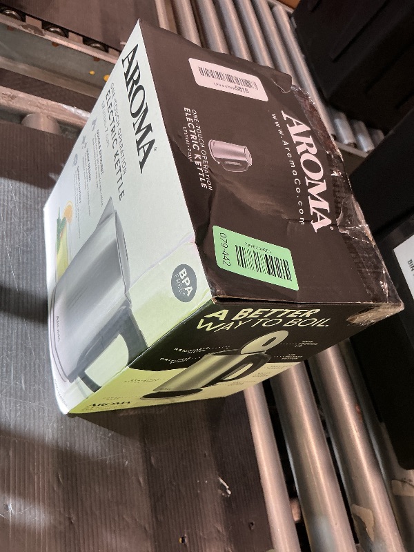 Photo 1 of 1.7L / 7-Cup Stainless Steel Electric Kettle with Cordless Pouring, Automatic Keep Warm Mode, Powerful & Quick 1750 Wattage (AWK-1402SB)