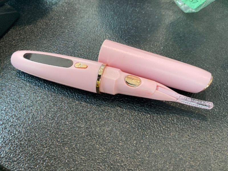 Photo 1 of ***VERY USED*** Dust2Oasis Heated Eyelash Curler - 2 in 1 Clip-Type, LED Display, 3 Temp Settings, USB Rechargeable, Natural Curling, 24H Long Lasting - Pink