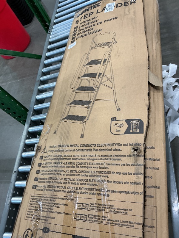 Photo 1 of *USED*
BONTEC 5-Step Ladder, 400lbs Max Load, Folding Step Stool with Tool Tray, Tool Bag, Handrails, Wide Anti-Slip Pedals, Sturdy Steel Ladder for Household & Work Use, Black