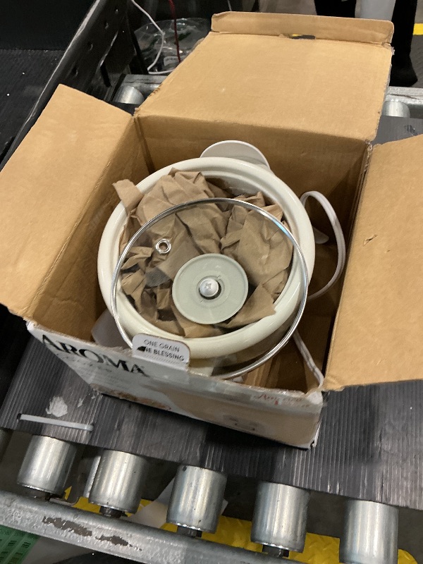 Photo 1 of *USED*
AROMA® Mini Rice Cooker, 2-Cup (Uncooked) / 4-Cup (Cooked), Grain Cooker, Soup Maker, Oatmeal Cooker, Auto Keep Warm, 1 Qt, Milk Tea color