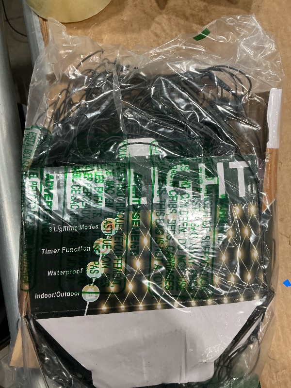 Photo 1 of *USED*
OYCBUZO 360LED Net Lights Outdoor, 21ft x 5ft Connectable String Mesh Lights 8 Modes with Memory Function, Christmas Netting Light Plug in for Bushes Thanksgiving Xmas Tree Party Garden - Cool White