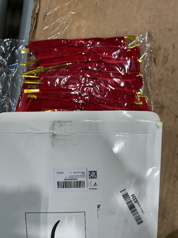 Photo 1 of *USED*
Glitinsel 24 Pcs Velvet Bows Christmas Tree Ornaments Vintage Velvet Ribbon Bows for Tree Garland Wreath Indoor Xmas Decorations(5 x 7 Inch, Width of 5/8",Red)