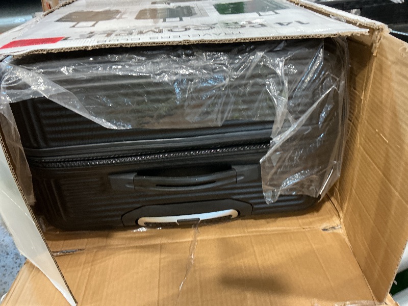 Photo 1 of **UNKNOWN MISSING PIECES***Travelers Club 14 Piece Riddock Luggage and Travel Accessories Set, Black