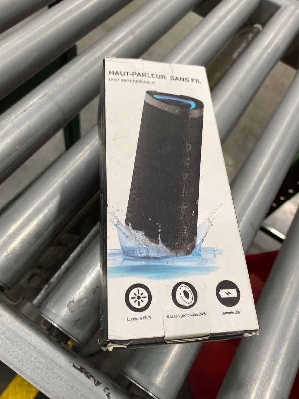 Photo 1 of *USED*
Vanzon V40 Portable Bluetooth Speaker, Wireless Speakers with 24W Stereo Sound,IPX7 Waterproof?24H Playtime,TWS Pairing and Bluetooth 5.0