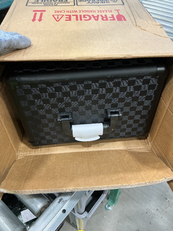 Photo 1 of **MINOR DAMAGE - USED**
Stagiant Rolling Makeup Case with Drawers Cosmetology Case on Wheels 4 IN 1 Makeup Case 3 Drawers with Foot Stand Spring-release Mechanism Rolling Make Up Organizer for Artist Salon Nail Teach Trunk