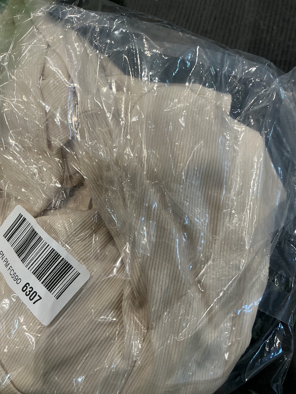 View 2 of **MISSING ONE**
Ekouaer Womens 3 Pack Long Sleeve Crop Tops Square Neck Ribbed Slim Fitted Base Layer Basic Shirt Thermal Undershirts XS-XXL Black/Beige/Brown LARGE