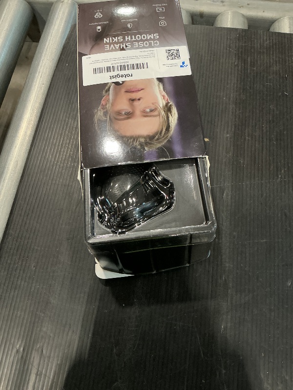 Photo 1 of *USED*
rategist Cordless Electric Razor for Men: 3-in-1 Shaver for Beard/Nose/Sideburns - Turbo Speed & Precision Blades - IPX7 Waterproof Travel Kit ?Satin Black