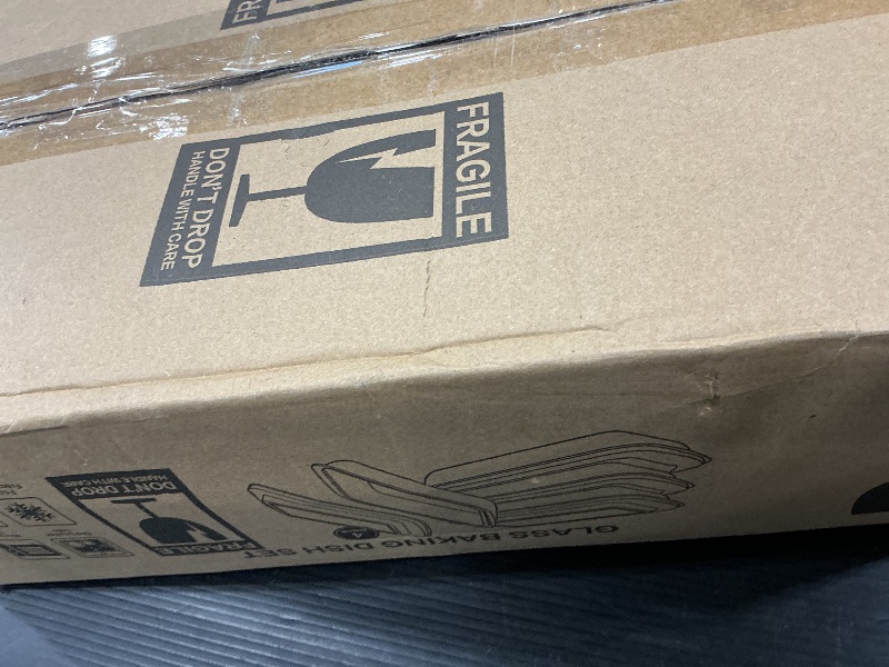 Photo 1 of *damaged item/2 broke/ look at pic* 4-Piece Deep Glass Baking Dish Set with Plastic lids,Rectangular Glass Bakeware Set with Lids, Baking Pans for Lasagna, Leftovers, Cooking, Kitchen, Freezer-to-Oven and Dishwasher, Gray