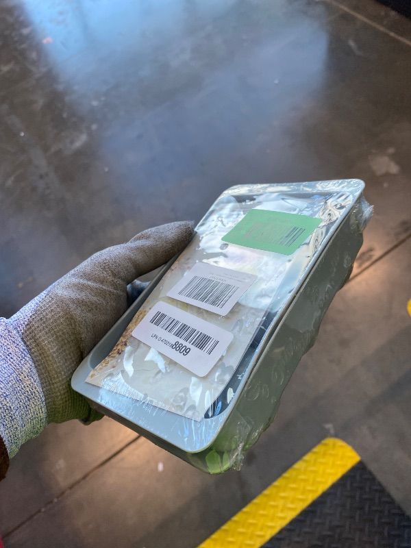 Photo 1 of *USED*
WIBIMEN Large Ice Cube Molds, Big Round Whiskey Ice Cube Trays for Freezer, Easy to Fill & Release, Whiskey Bourbon Cocktail(1.9In*6 Balls- Blue/1 Pack)