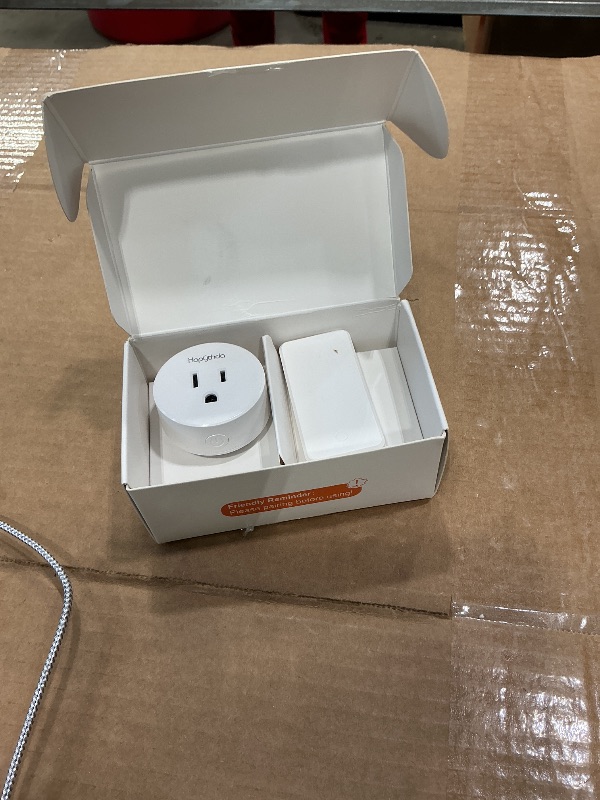 Photo 1 of *UNTESTED*
HAPYTHDA Remote Control Outlet,Buckle Design Removable Wireless Wall Mounted Light Switch,Wireless Light Switch with 300 ft 15A 1500W,No Wiring Electrical Remote Outlet for Appliance