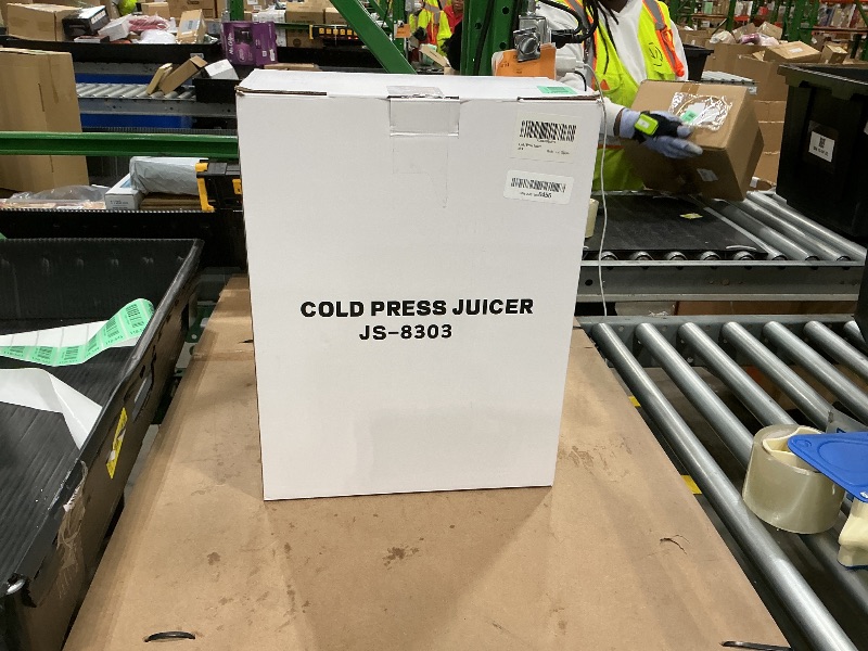 View 2 of Cold Press Juicer, 5.12" Wide Feed Chute Juice Extractor Machine, Slow Masticating Juicer with Quiet Motor, High Juice Yield, BPA-Free, Juice Maker for Whole Fruits, Vegetables & Leafy Greens
