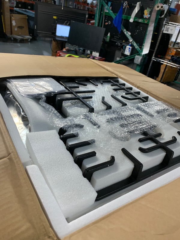 Photo 2 of 30 Inch Bulit-In Gas Cooktop with Griddle, 5 Italy SABAF Powerful Burners Over 92% High Efficiency, Max 48300BTU Gas Stove Top, 304 Stainless Steel Panel, NG/LPG Convertible, CSA Certified