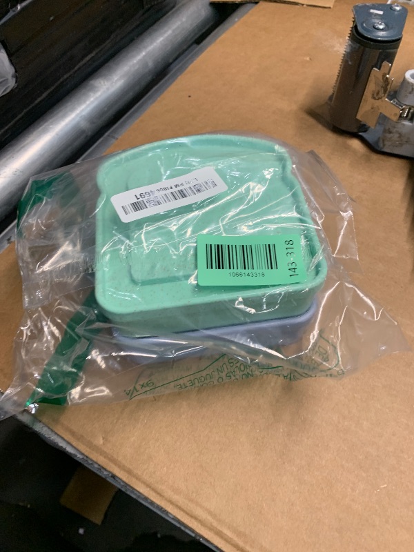 Photo 1 of (missing one) Vidspl Sandwich Containers, Sandwich Containers for Lunch Boxes, Reusable Plastic Food Storage Sandwich Box