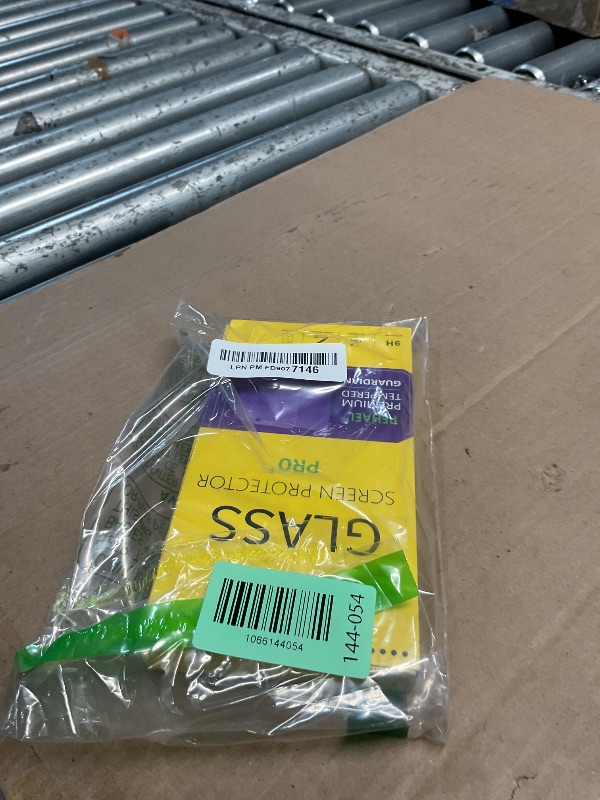 Photo 2 of PEHAEL 3+3Pack for iPhone 17 Pro Max Privacy Screen Protector with Camera Lens Protector Full Coverage Anti-Spy Tempered Glass Film 9H Hardness Easy Installation Bubble Free [6.9 inch]